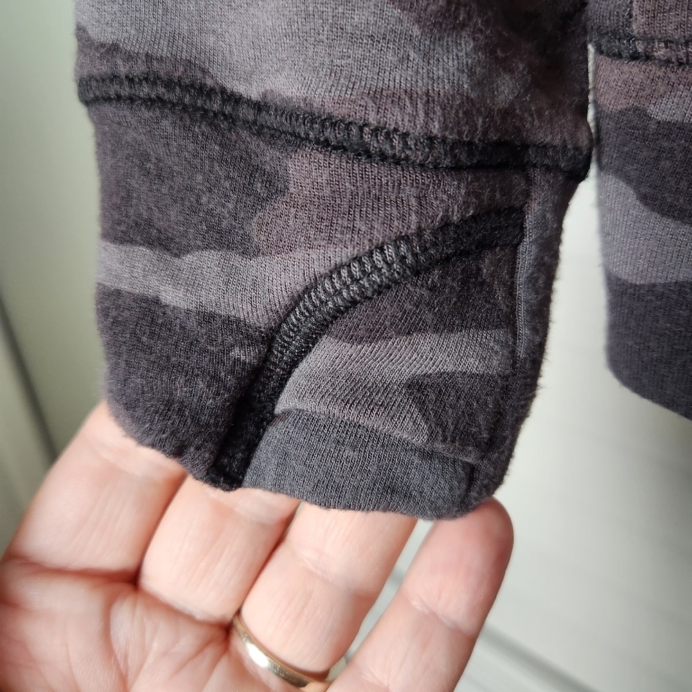 ATHLETA Girl Pullover/ Hoodie, sz. 12